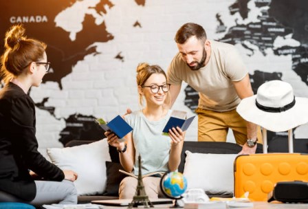 6. Υπάλληλος Τουριστικού Γραφείου